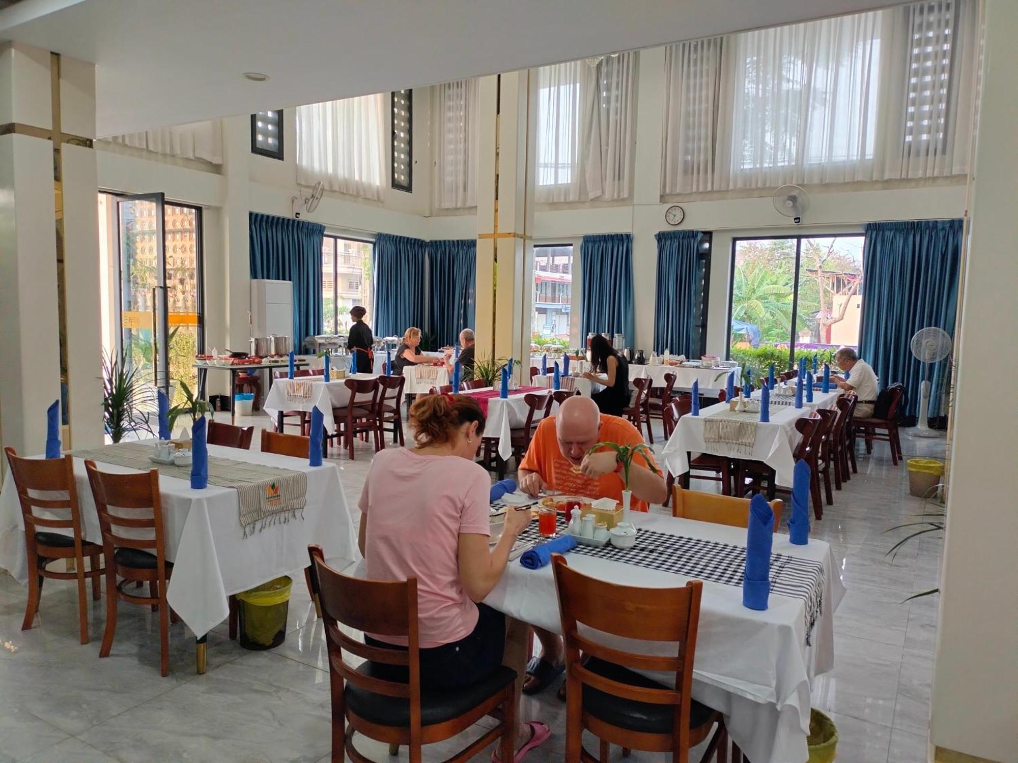 Kampot Sunny Hotel Ngoại thất bức ảnh